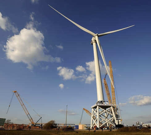 éolienne terrestres équipée de produits rollix